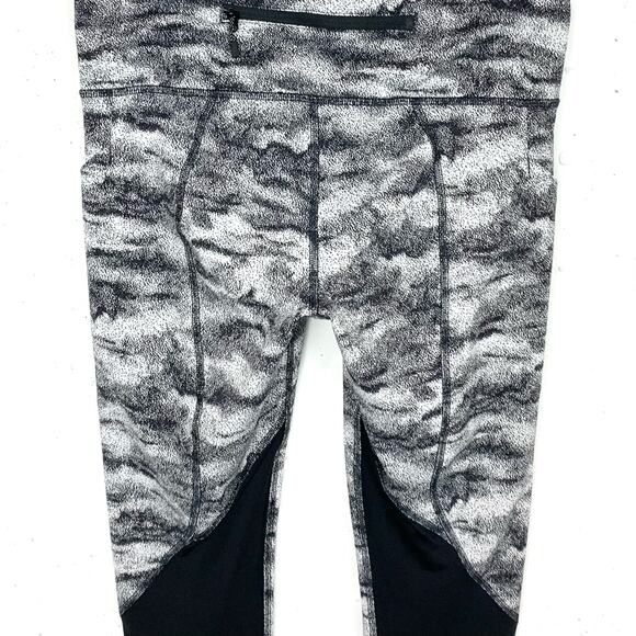 Lululemon Womens Pace Rival Crop Leggings Power Luxtreme Hazy Days Black White 6 - Picture 8 of 9